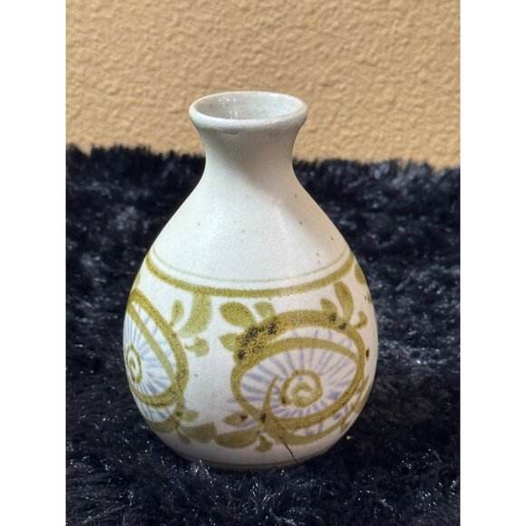 Vintage Japanese Ceramic Vase With Floral Swirl Design Small Bud Vase Hand-Paint - Picture 2 of 7